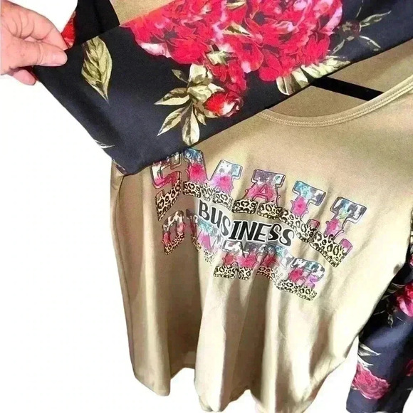 Lularoe medium khaki Lynnae long sleeve with rose print. NWT - Picture 3 of 7